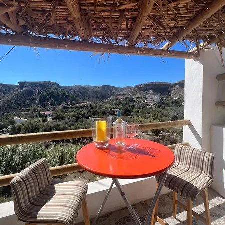 Azul - A Self-catering With Shared Pool & Hot Tub In Apartment